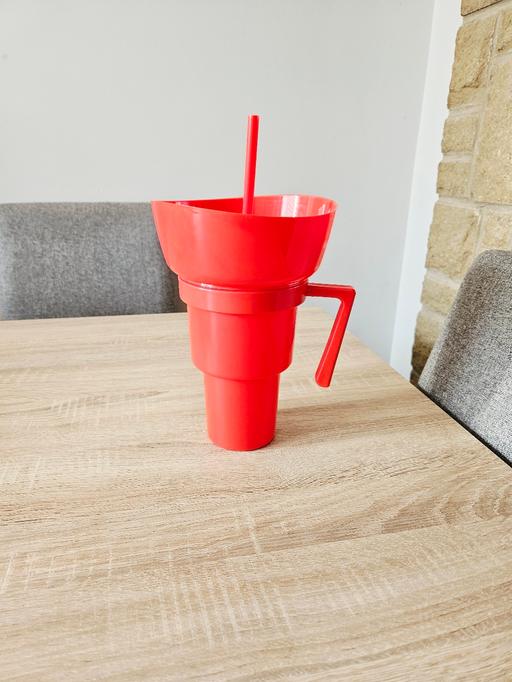  — LG size 2 in 1 snack and drink cup..like new