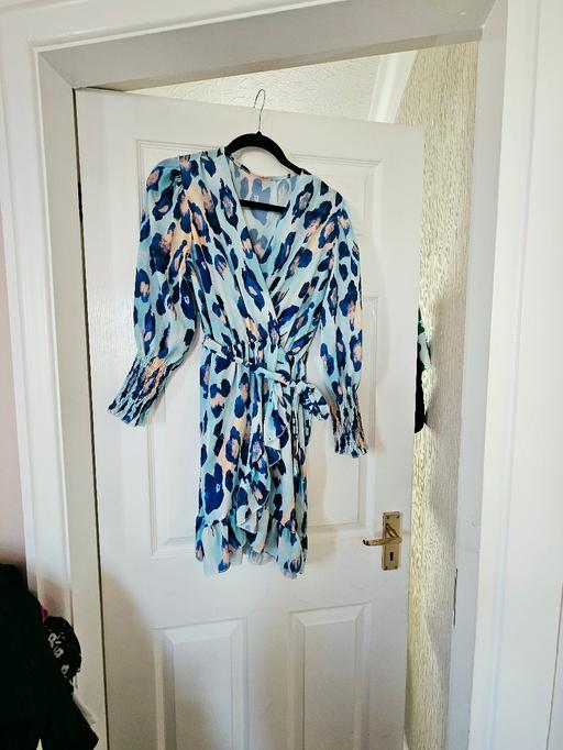  — Lovely dress, size 16..NEW without tags