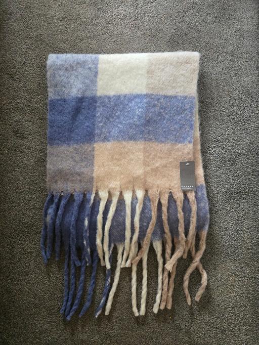  — Matalan - ideal gift 🎁 scarf - bnwt