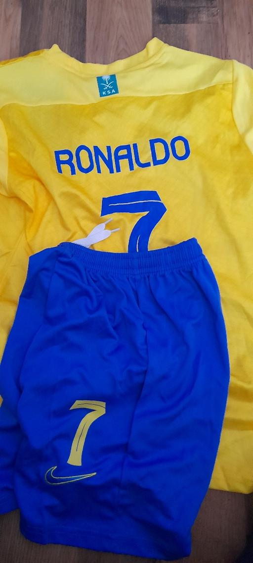  — RONALDO 7 KIT 10/12YRS