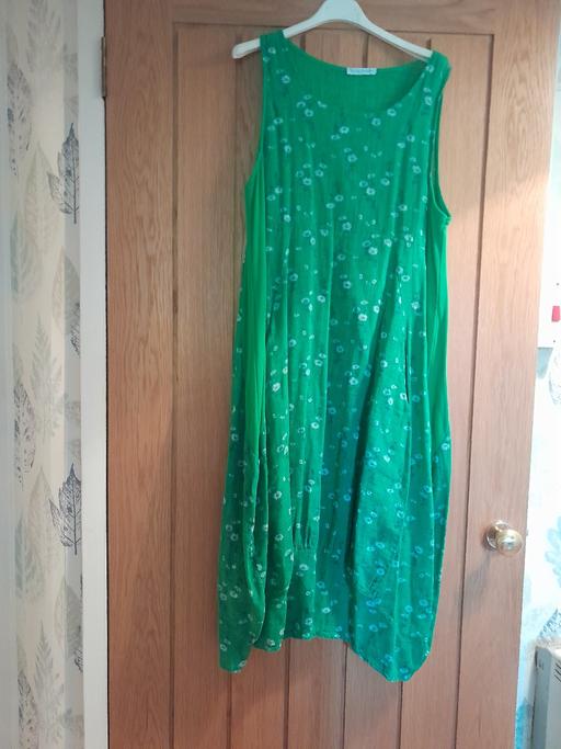  — House of Tweed beach dress one size