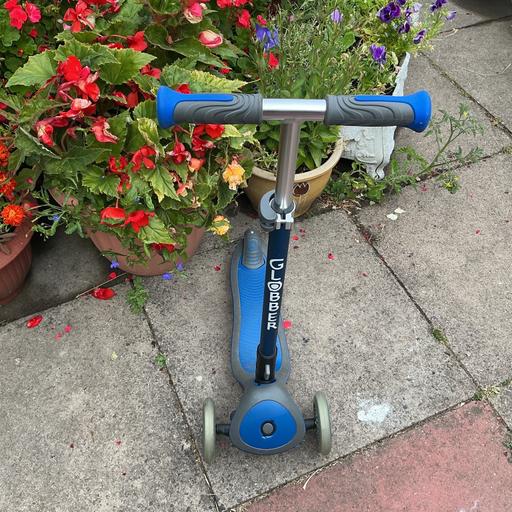  — Globber scooter