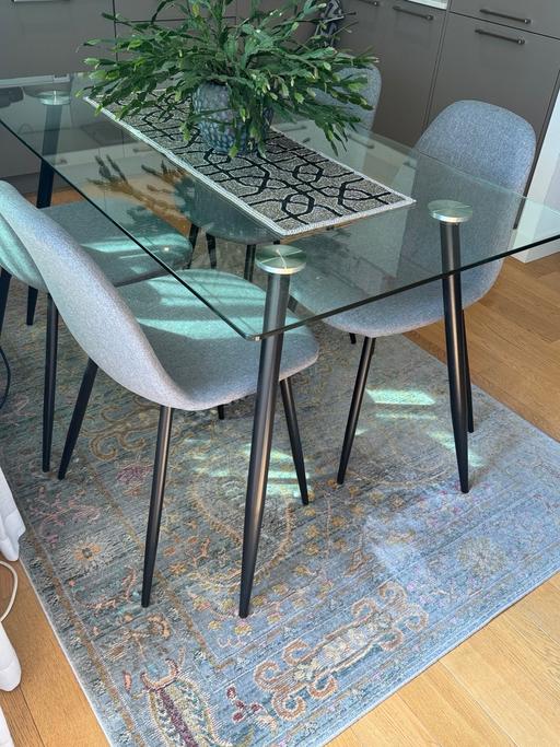  — Modern Dining Table Set + Rug