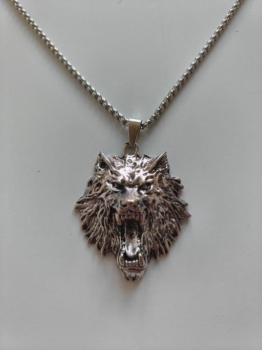  — Silver Tone Wolf Head Pendant Necklace Viking