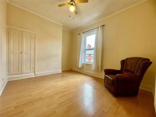  — House furniture for sale