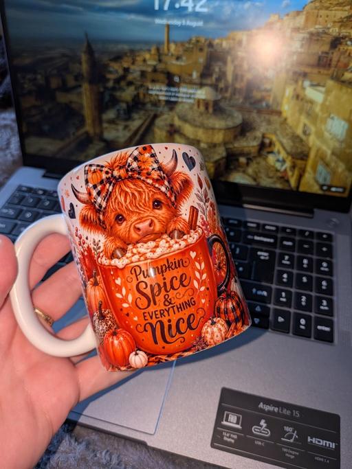  — highland cow autumn cup