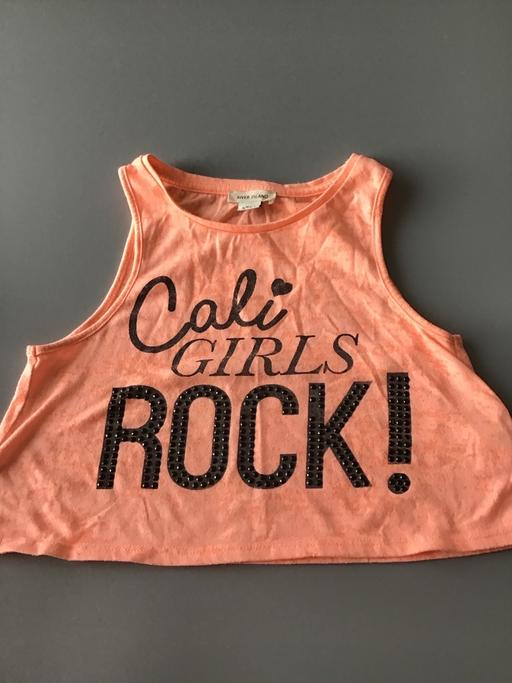  — Girls top from river island Age 5/6