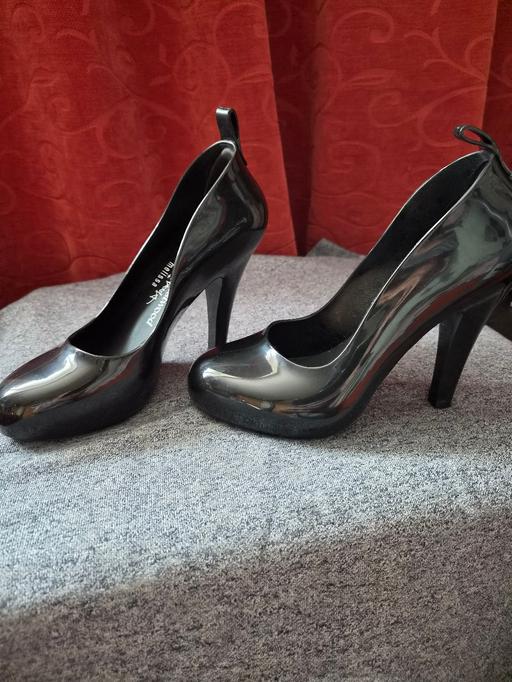  — vivienne westwood for melissa shoes