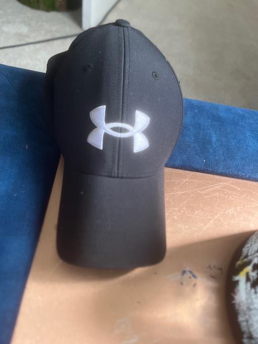 — Hat