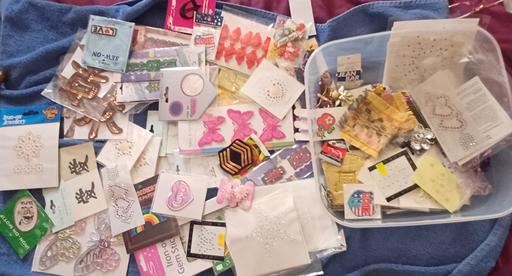  — Joblot of craft iron on items. new