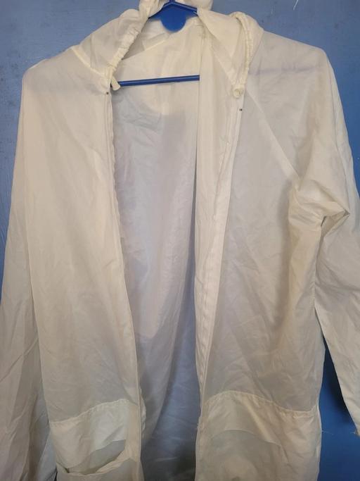  — Unisex White Lightweight Zip-Up Mac