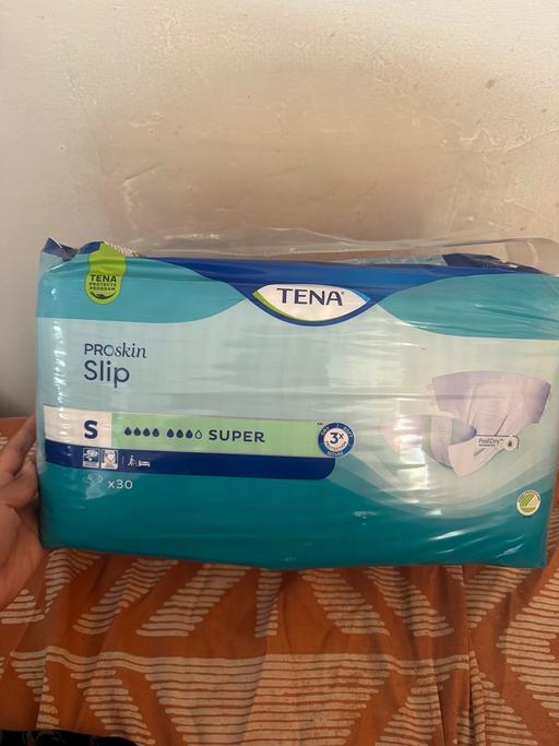  — New pro skin slip teena small size 30 packs