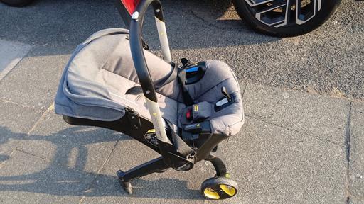  — Doona car seat