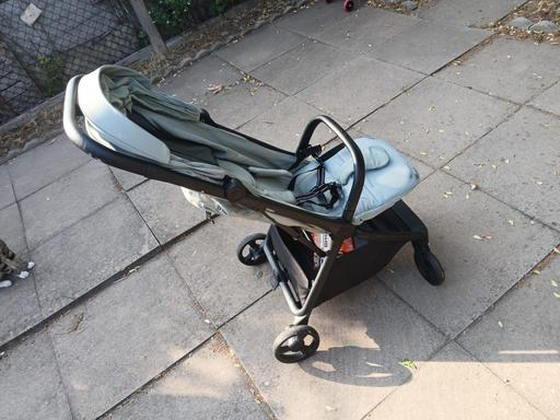  — Stroller
