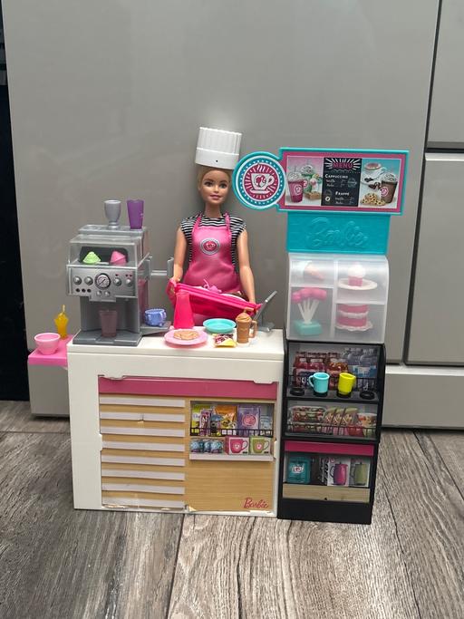  — Barbie coffee shop play set