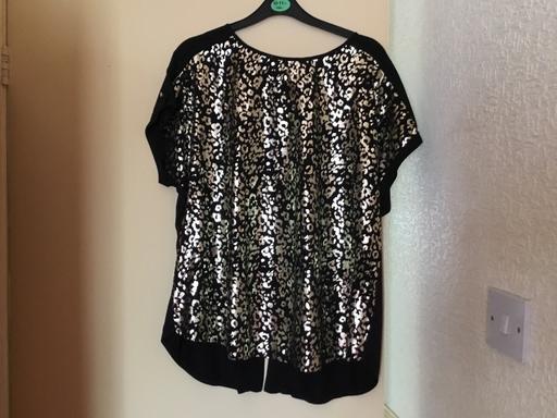  — Top From Wallis Size Size 14 See Second Pic