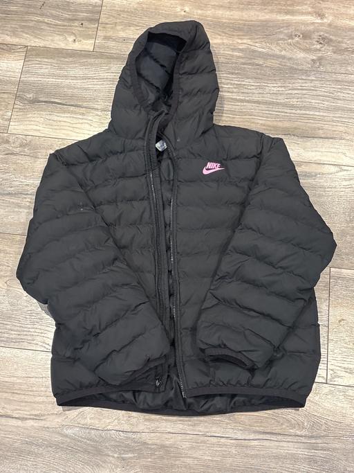  — Nike coat
