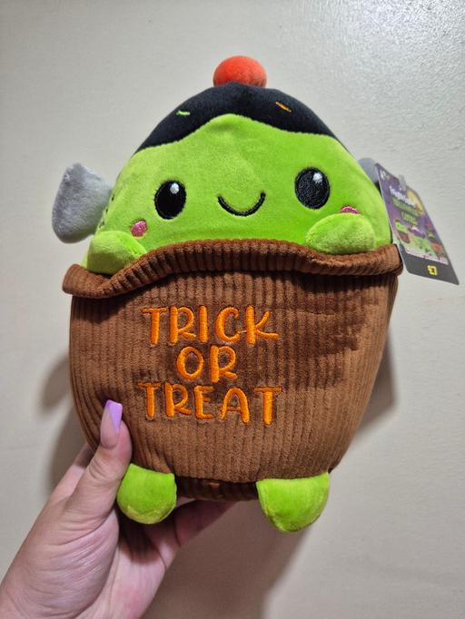  — new Halloween Cuties Plush