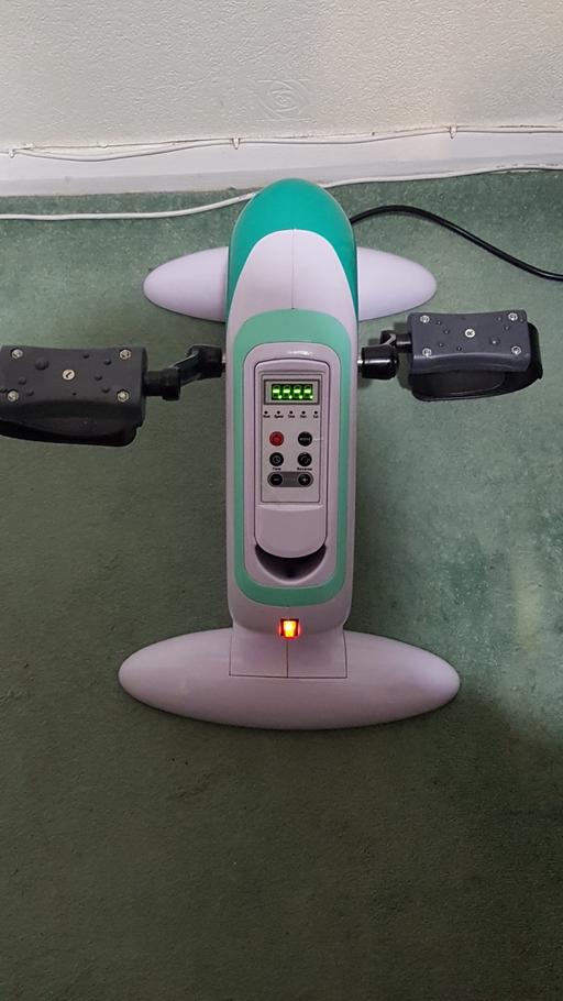  — Motorised electric mini exercise bike