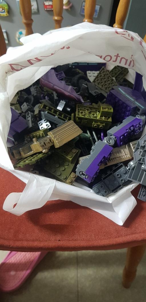  — mixed bricks