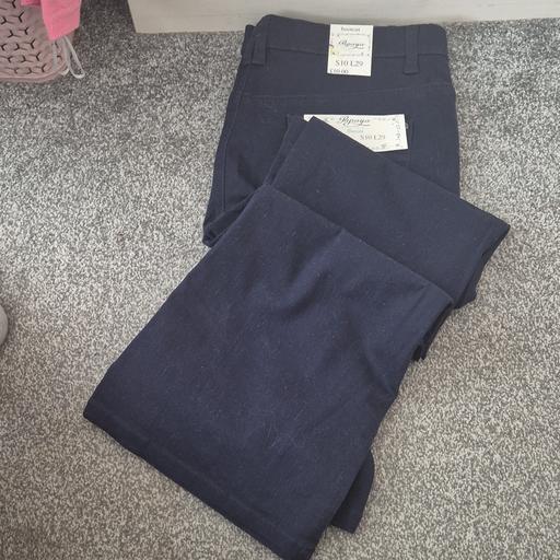  — Bootcut jeans