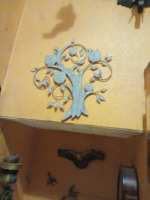  — metal tree of life 12 x12 ins