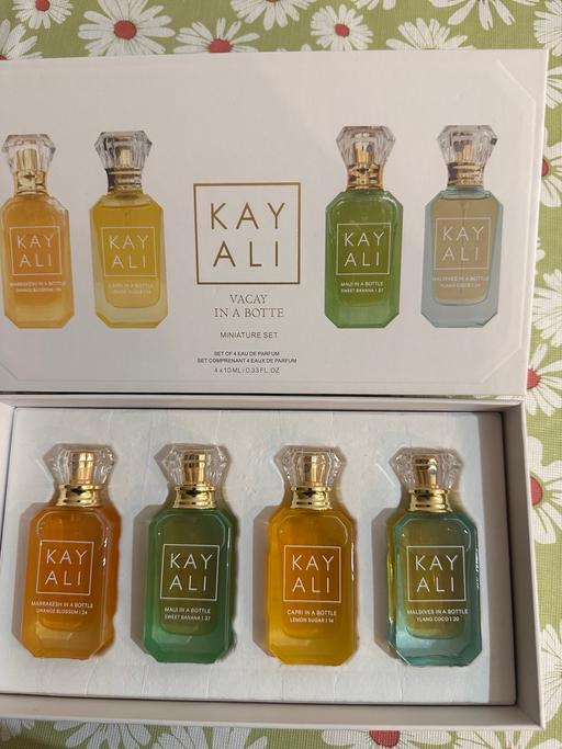  — Kayali Mini Perfume Set - vacay in a bottle