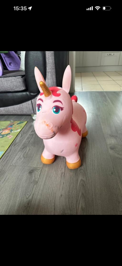  — Play jumping unicorn