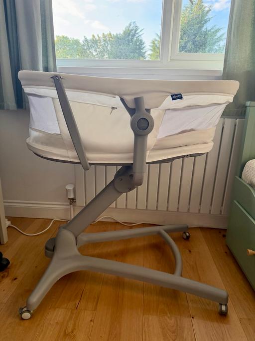  — Chicco 4 in 1 cot