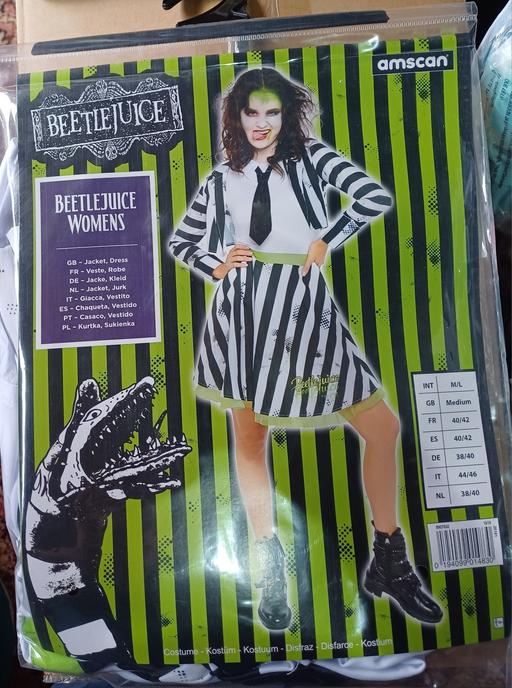  — beetlejuice costume sizes S. M/L or L. new