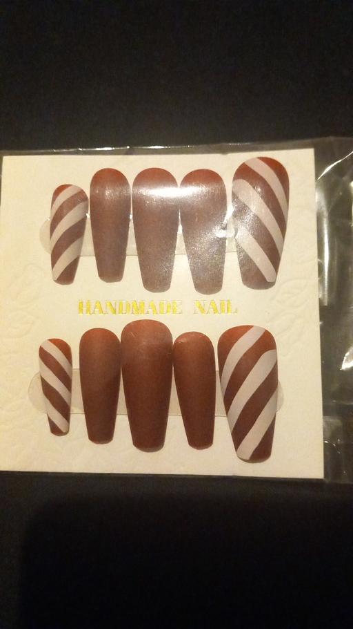  — Christmas nails