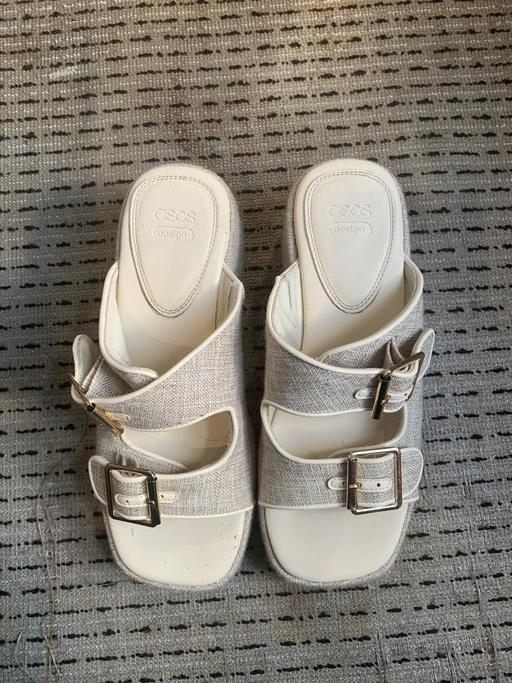  — ASOS Sandals