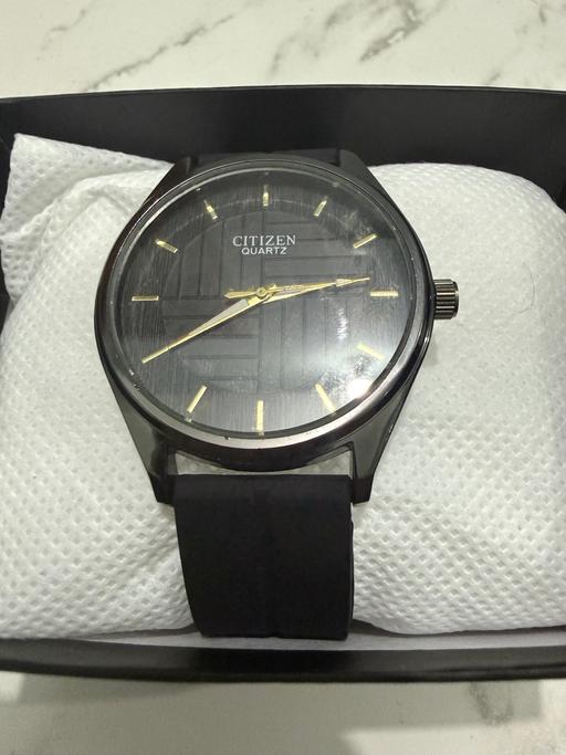  — Citizen watch with black straps