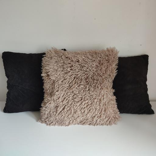  — Set of 3 Luxury Faux Fur Accent Cushions