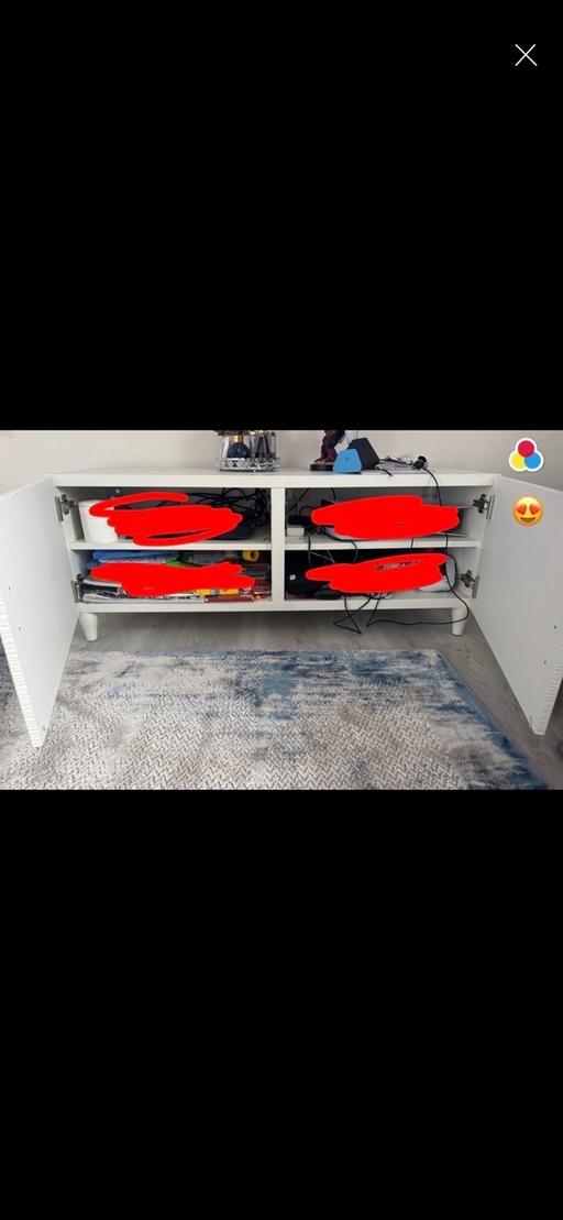  — Tv cabinet