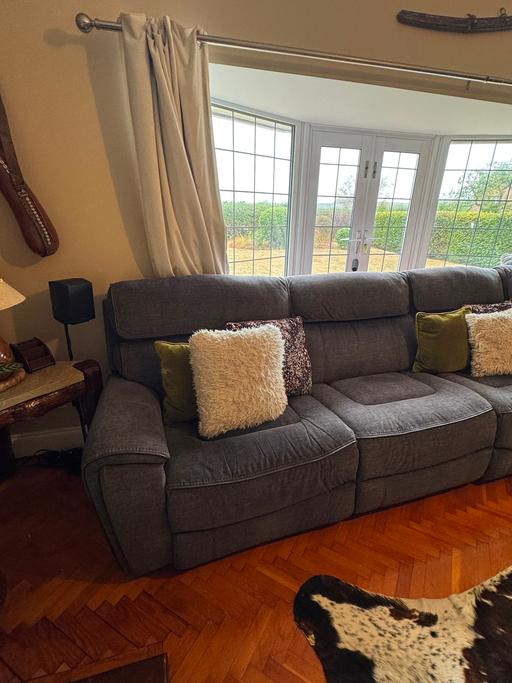  — Six seater recliner sofa