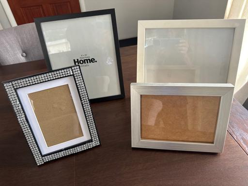  — photo frames