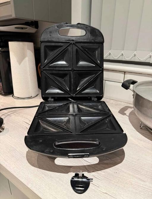  — COOKWORKS 4PT SWICH TOASTER BLACK