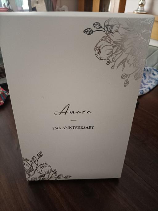  — new Amore 25 years flutes