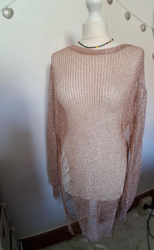  — Bronze / Gold top Size L (Can post)
