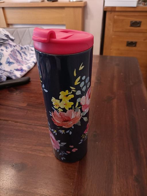  — hot cold drink container