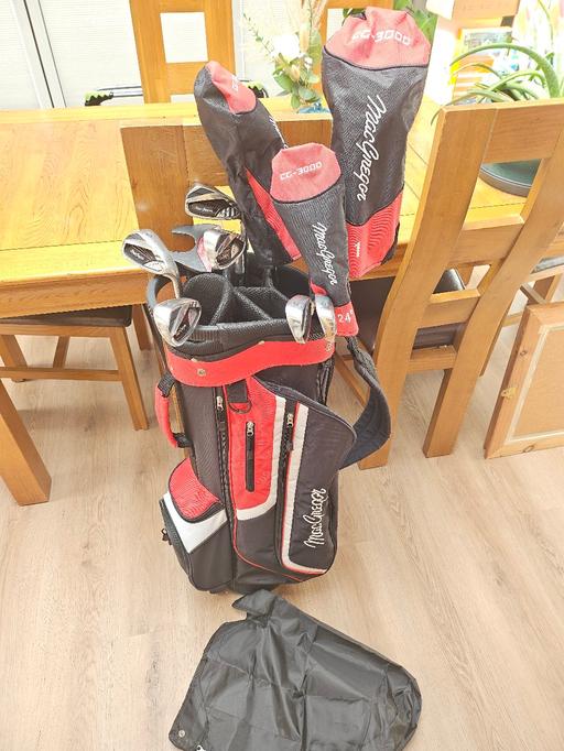  — Set of Golf Clubs
