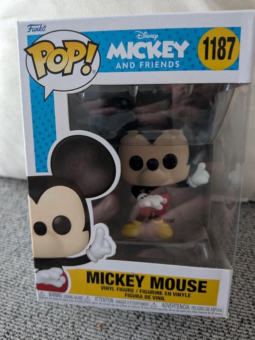  — Mickey mouse funko pop