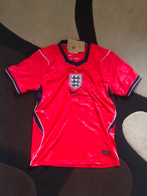  — England T-shirt, the mark is Nike