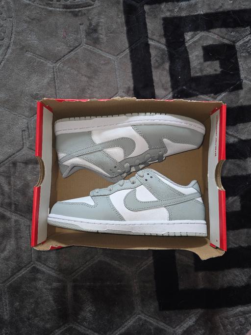  — Nike Dunk Low Grey Size UK2.5 BNIB
