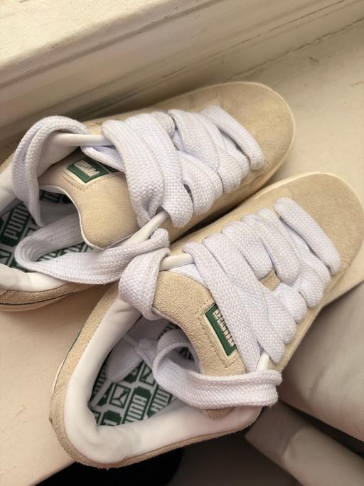  — Puma suede sneakers