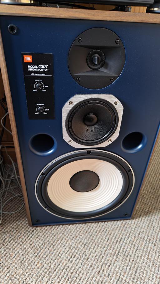  — JBL 4307 STUDIO MONITOR