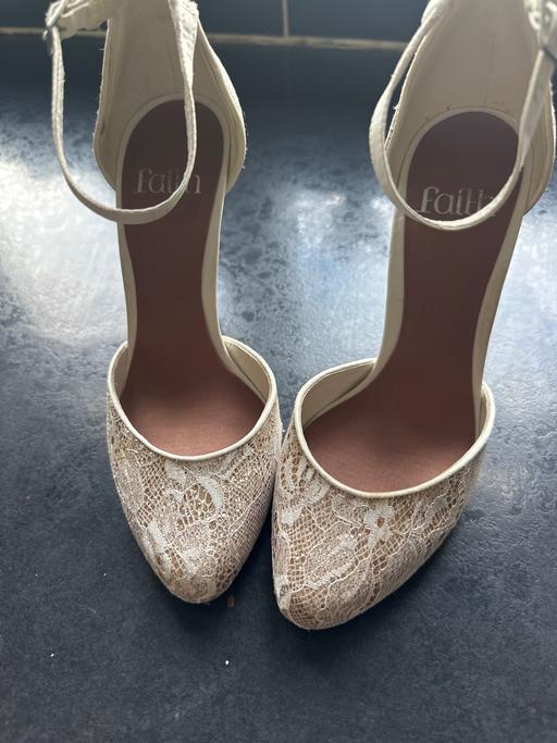  — ladies shoes