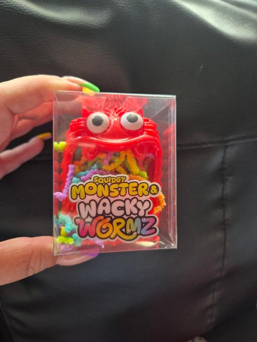  — new Squidgy Monster Wacky Wormz