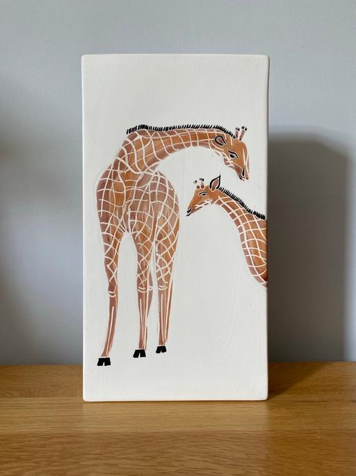  — Giraffe Art Vase